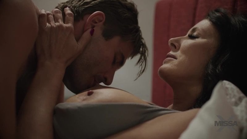 Le laissez-passer gratuit de maman missax [maman et fils inceste porno hd maman sexe maman sexe mature femmes putain de milf baise baise âgé sucer la bite