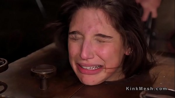 Requisitenbauer anal knallt Babe in Knechtschaft