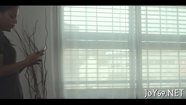 Pulcino in un'emozionante azione da solista