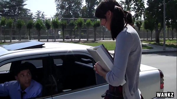 WANKZ- Geile Mila fickt Lehrerin