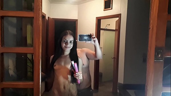 Alice Lemes prende parte ad una scena di Hardbzil- di Binho Ted