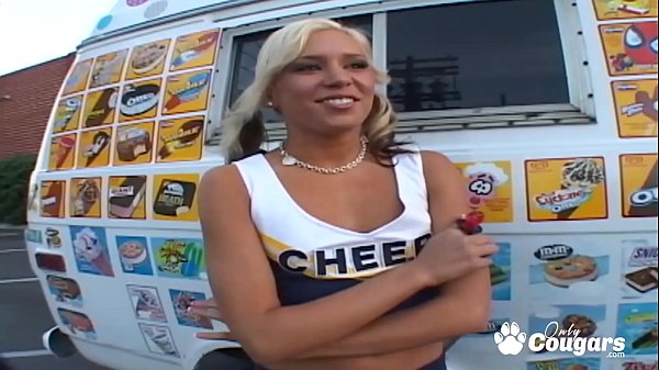 Cheerleader Kacey Jordan Wraps Her Big Meaty Pussy Lips Around The Cream Mans Ding Dong
