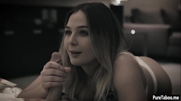 Vollbusige Stiefschwester wird von seltsamem Stiefbruder hart gebumst