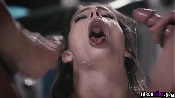 Kristen Scott'_s first double penetration is brilliant!