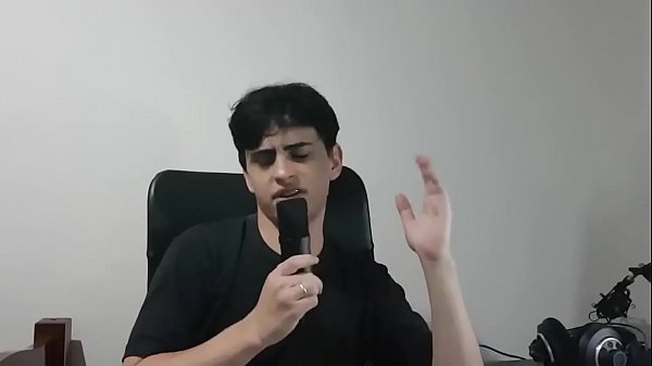 Tio Orochi Espanca Leo Otaco