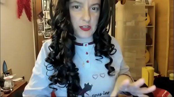 Pisciare sulla foto della tua ex moglie ti diverte, vero?