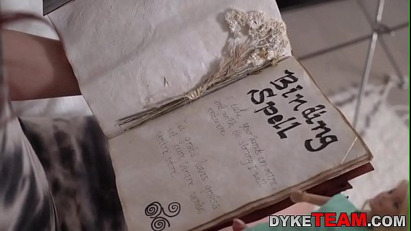 Lez-Schere mit Teenager