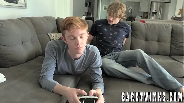 I ragazzi più tranquilli scambiano i videogiochi con il barebacking