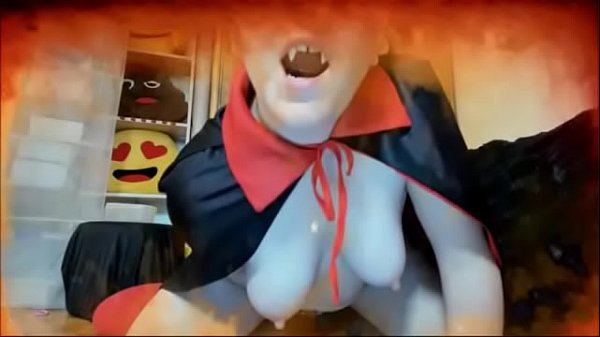 Il tuo bellissimo vampiro assetato di sangue ha fame di cazzo oggi