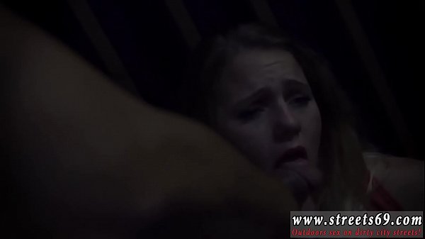 Homemade rough gangbang and blonde fucking her pussy with two big