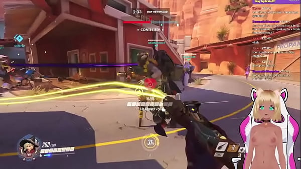 VTuber LewdNeko gioca a Overwatch e viene sculacciato, parte 2