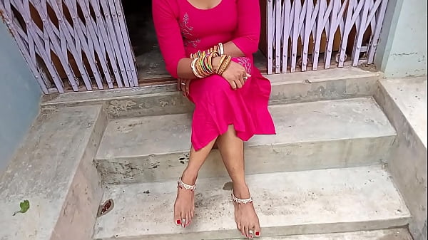 Convinced the prostitute at the brothel for 500 rupees and got fucked by sucking the penis