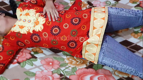 छिपा हुआ सेक्स गाँव की लड़की की प्रेमी के साथ चुदाई हॉट सेक्सी एमएमएस किशोर लड़की