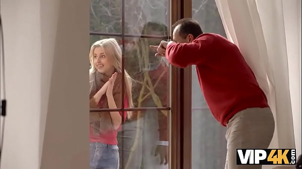 Assista ao lindo vídeo adolescente adolescente