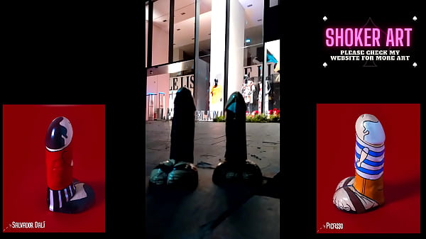 Cuando pongo los consoladores de mis pollas en la calle - Mira la reacción de la gente - Negocios de consoladores inacabados