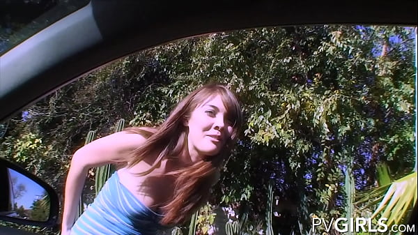 किशोरों को एमआईएलए और कामुक जोड़े द्वारा बहकाया गया