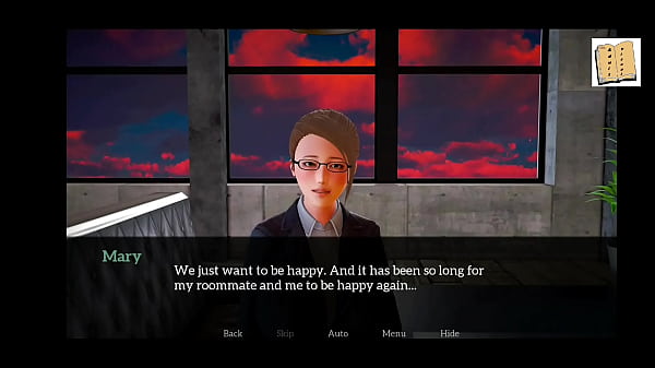 Una giovane ragazza giocosa si spoglia