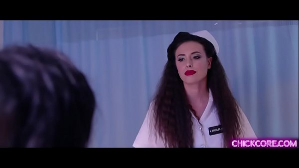 Sehen Sie sich ein wunderschönes lesbisches Teenie-Video an