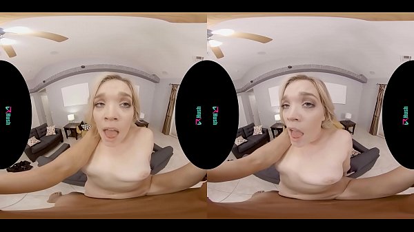 VRHUSH Katie Kush fickt ihre brandneue Nachbarin