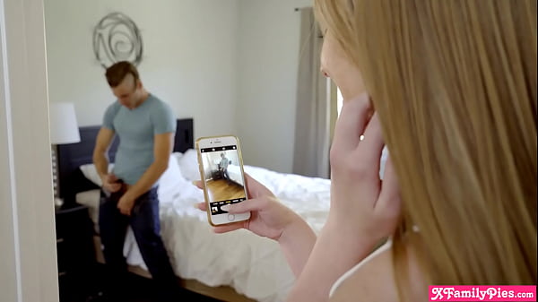 Lovely Teen Girl has fun in ass