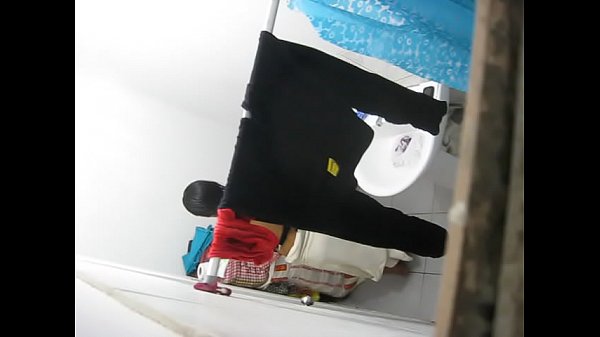 Espiando a mi empleada ! Mein Hausmädchen ausspionieren