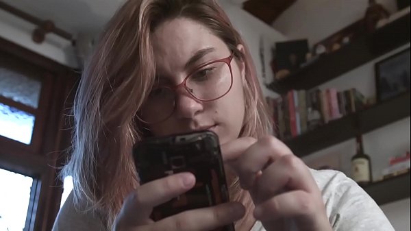 YOUNG MIA AMARAL HAS FIRST L&Eacute_SBICA EXPERIENCE WITH DREAD HOT