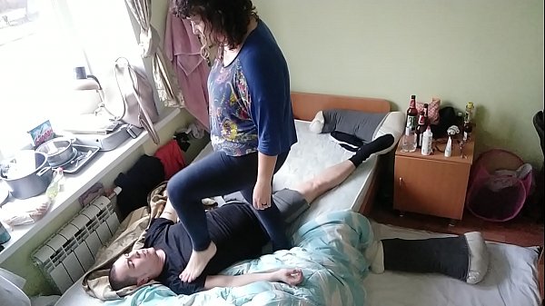 Thống trị bằng chân/ Chân / Thống trị tất/Chân trần/ Nới lỏng chân/ Chân Karate/ Đấu vật hỗn hợp/ Đánh nhau hỗn hợp/ Làm nhục chân/ Thờ chân/ Bịt miệng chân/ Bịt miệng tất/ Giẫm đạp/ Giẫm tay/ Úp bụng/ Ngồi ngực/ Tư thế chiến thắng