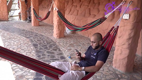 Glamping V.I.P #2 colombien sexy à gros cul (énorme bite de soldat et Ashley Grey X)