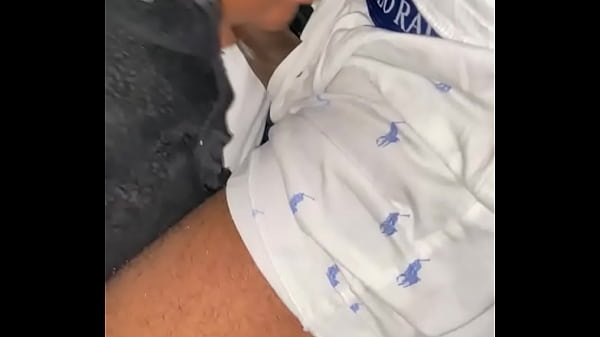 Công việc thổi thiếu niên biểu diễn - gợi cảm