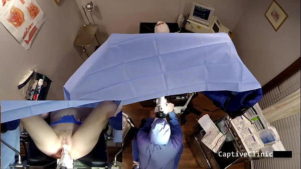 Teen latina si diverte - dolcemente