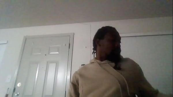 Attraktives Teenie-Mädchen mit Arsch