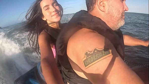 Verrückte Dinge auf Jetski im Meer von Guaruj&aacute_ - SP