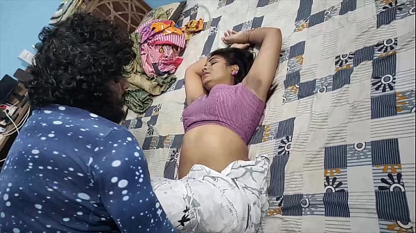 Horny Desi Couple Share Hardcore Romance On Bed With Passionate Licking