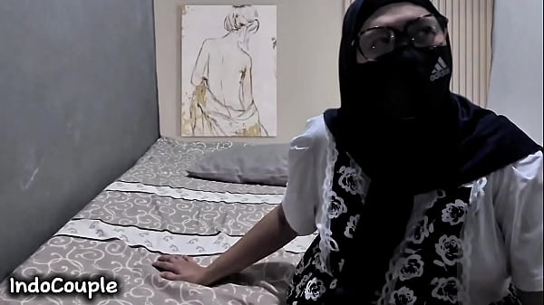 性感的肛门青少年舞蹈