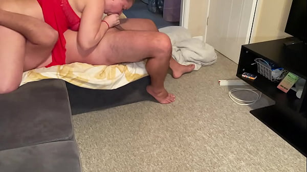 Il figliastro rende felice la sua matrigna 69 (nascondi telecamera)