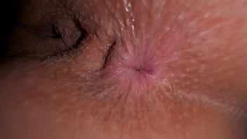 Die 18-jährige Gigi zieht dich in einen dunklen Raum, um das beste Nahaufnahme-Fickvideo aller Zeiten zu machen!