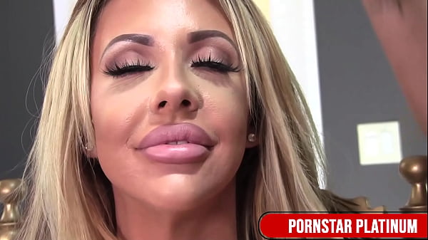 Tanned Babes Claudia Valentine &amp_ Courtney Taylor Fuck Hard!