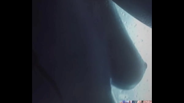 青少年大屁股很享受自己的视频