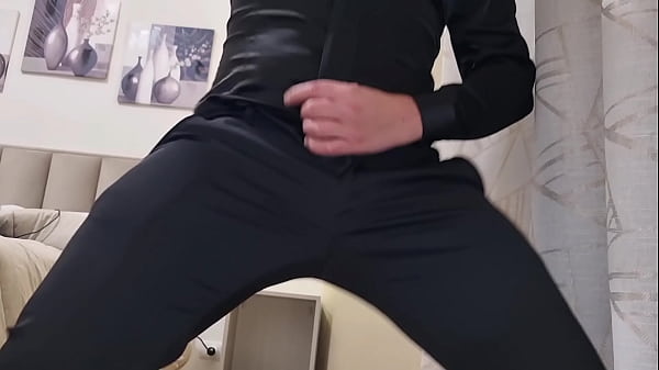 AMA SBORRARE ELEGANTE | GEMITI E SEGA INTENSA CON ABITO ELEGANTE - PANTALONI E GODE CON UN FORTE ORGASMO (VIDEO COMPLETO ESCLUSIVO)