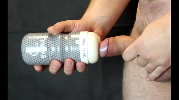 这款硅胶自慰器让我达到神圣的高潮！