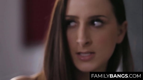 FamilyBangs.com ⭐ Horney Pom-pom girl en détention, Ember Snow, Ashley Adams