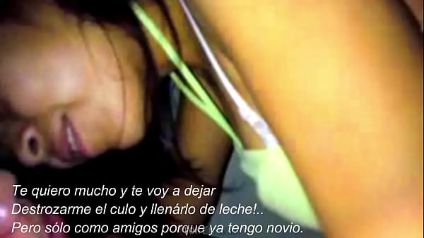 É MINHA PRIMEIRA VEZ POR TRÁS: Então, por favor, seja gentil com minha bundinha.