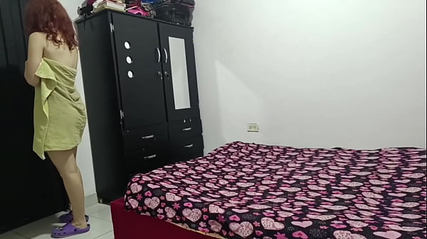 Sexy Workout-Teenager gibt an