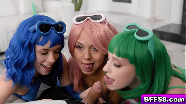 Laney Gray Bianca Bangs e Khloe Kingsley vogliono il cazzo di Elias Cash in cambio di non aver detto a Zordon che non li ha aiutati