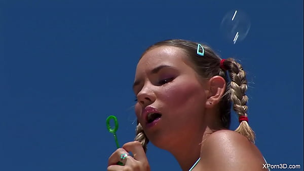 Adolescente tettona di 18 anni appena maggiorenne scopata duramente nel culo da Two Big Dicks - Video Teaser