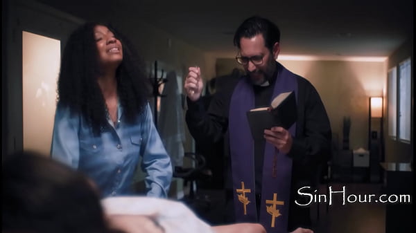 Beautiful Teen strips asian_woman