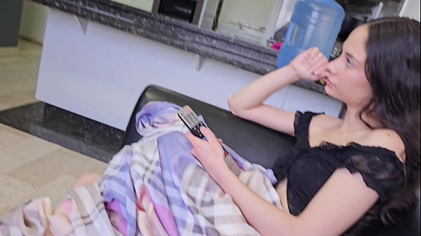 Sexy sexy Teen performs