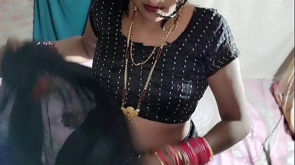 Indien xxx Desi vidéo chemisier sari noir jupon et culotte