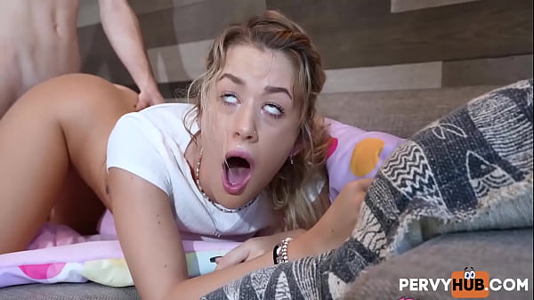 Ferma il gioco, gioca con me invece Jodie Johnson, Ashley Alexander