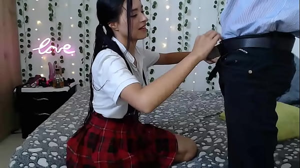 स्टूडेंट ने अपने टीचर से की चुदाई!